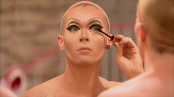 RuPaul's Drag Race: Season 7: Glamazonian Airways