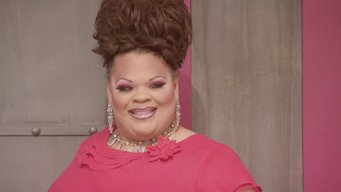 RuPaul's Drag Race: Season 3: The Queen Who Mopped Xmas